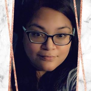 Meet your Posher, Yvette